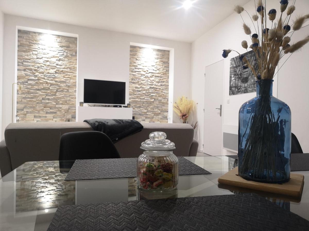 T3 Avec Salle De Bain Privative Par Chambre Αζάν Εξωτερικό φωτογραφία